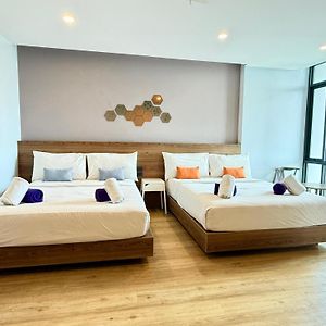 Suite City View